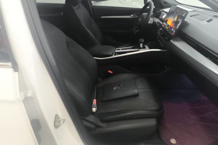 Used Geely Auto Preface 2025 Dongfang Yao 1.5TD Fuyao Edition Right Front Seat