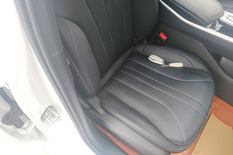 Used Geely Auto Preface 2025 Dongfang Yao 1.5TD Fuyao Edition Right Front Seat