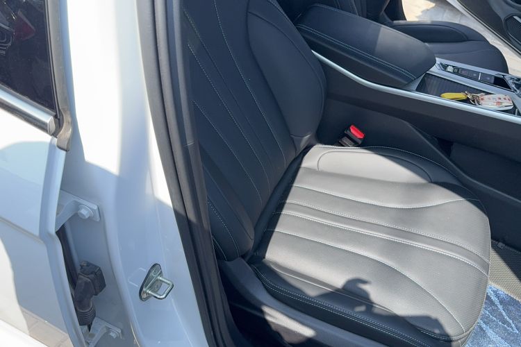 Used Geely Auto Preface 2025 Dongfang Yao 1.5TD Kunlun Edition Right Front Seat
