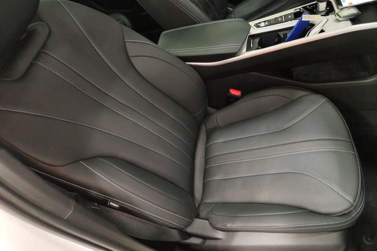 Used Geely Auto Preface 2025 Dongfang Yao 1.5TD Fuyao Edition Right Front Seat