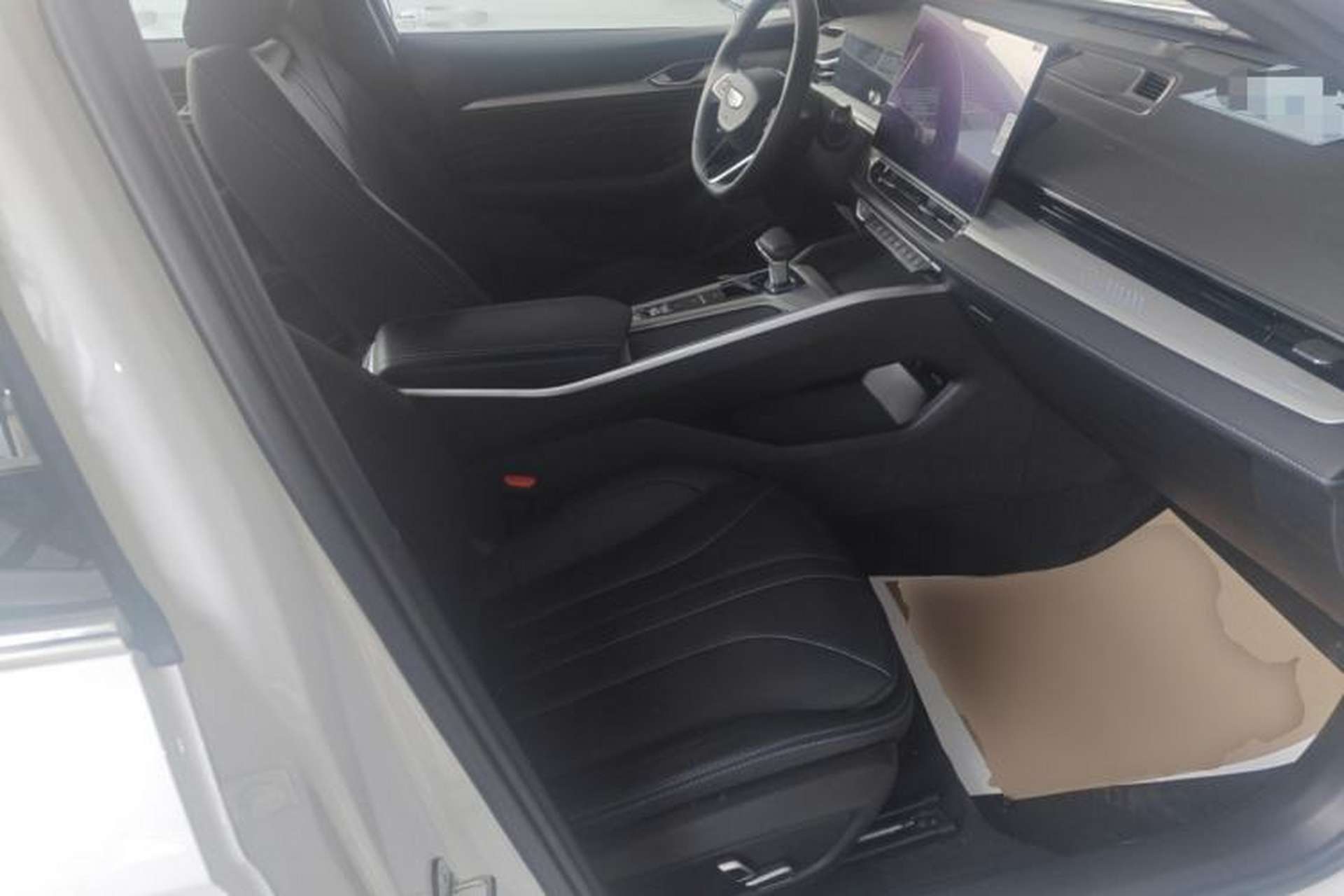 Used Geely Auto Preface 2025 Dongfang Yao 1.5TD Kunlun Edition Right Front Seat
