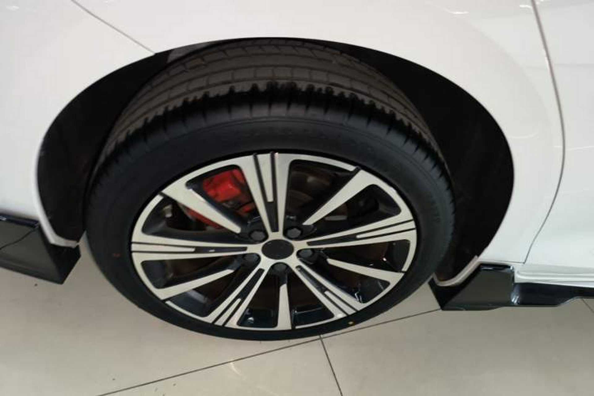 Used Geely Auto Preface 2025 Dongfang Yao 1.5TD Kunlun Edition Right Rear Wheel Hub