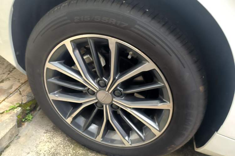 Used Geely Auto Preface 2025 Dongfang Yao 1.5TD Fuyao Edition Right Rear Wheel Hub