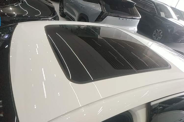 Used Geely Auto Preface 2025 Dongfang Yao 1.5TD Kunlun Edition Roof