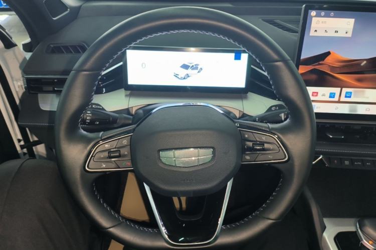 Used Geely Auto Preface 2025 Dongfang Yao 1.5TD Kunlun Edition Steering Wheel
