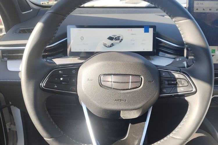Used Geely Auto Preface 2025 Dongfang Yao 1.5TD Fuyao Edition Steering Wheel