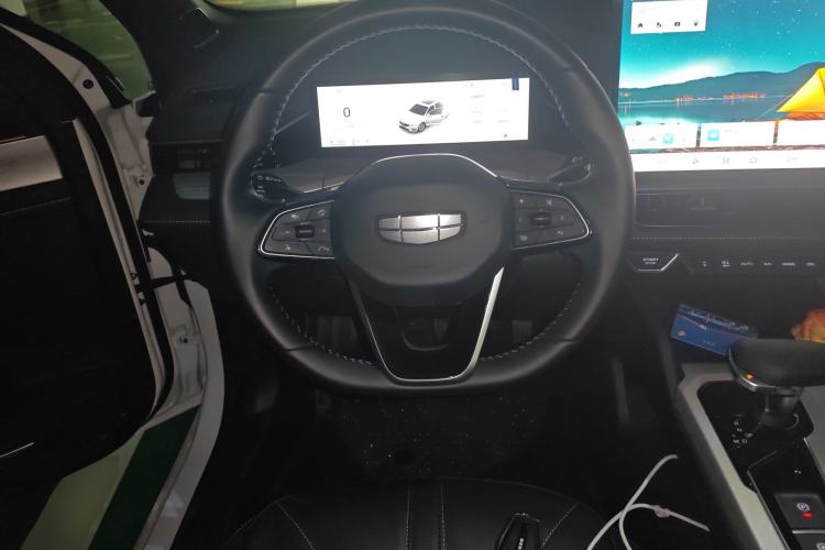 Used Geely Auto Preface 2025 Dongfang Yao 1.5TD Fuyao Edition Steering Wheel