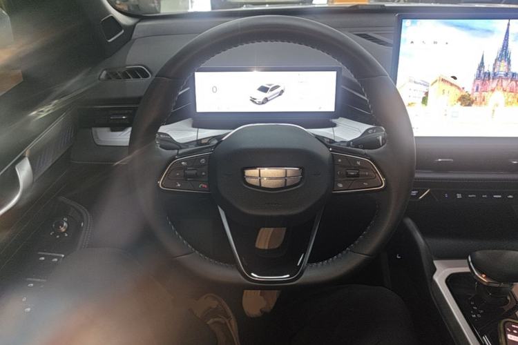Used Geely Auto Preface 2025 Dongfang Yao 1.5TD Kunlun Edition Steering Wheel