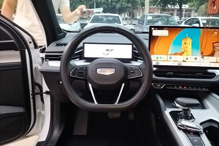Used Geely Auto Preface 2025 Dongfang Yao 1.5TD Kunlun Edition Steering Wheel