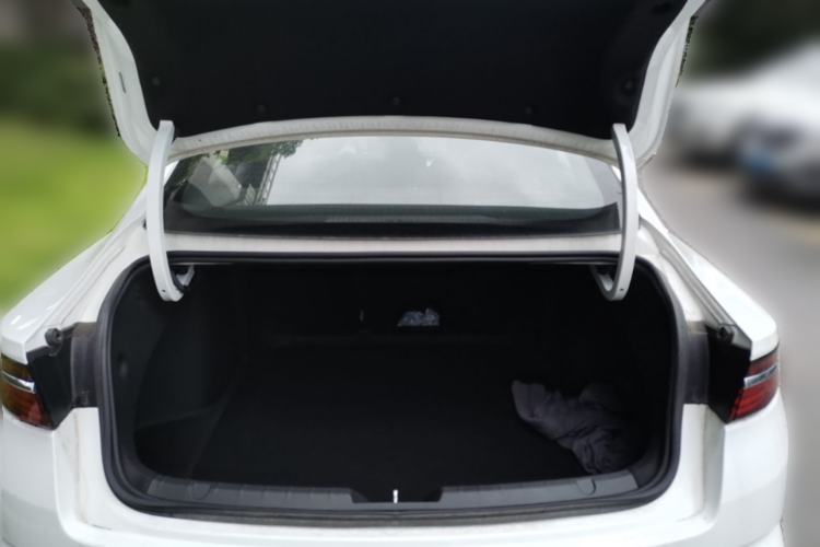Used Geely Auto Preface 2025 Dongfang Yao 1.5TD Kunlun Edition Trunk