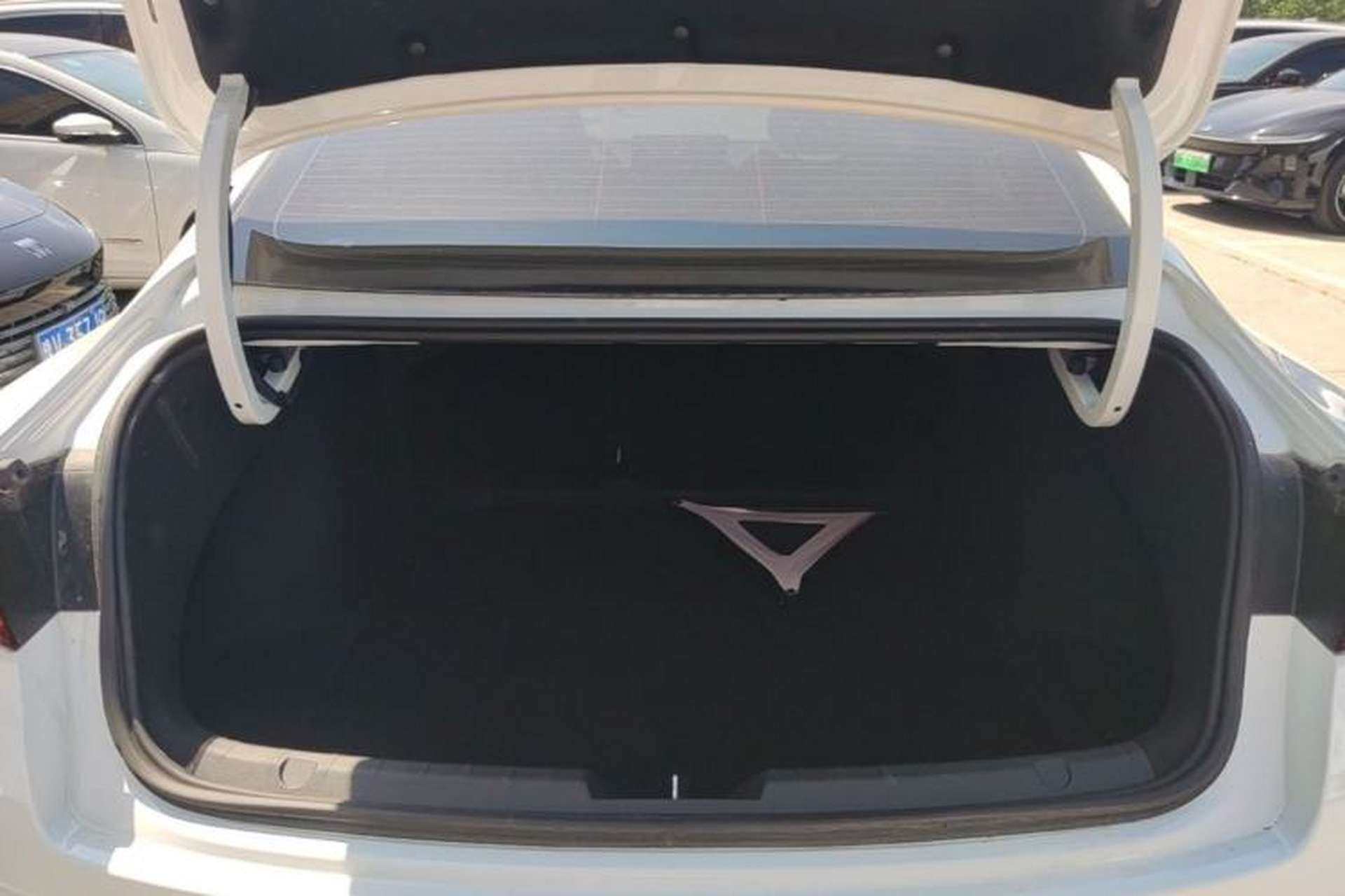 Used Geely Auto Preface 2025 Dongfang Yao 1.5TD Fuyao Edition Trunk