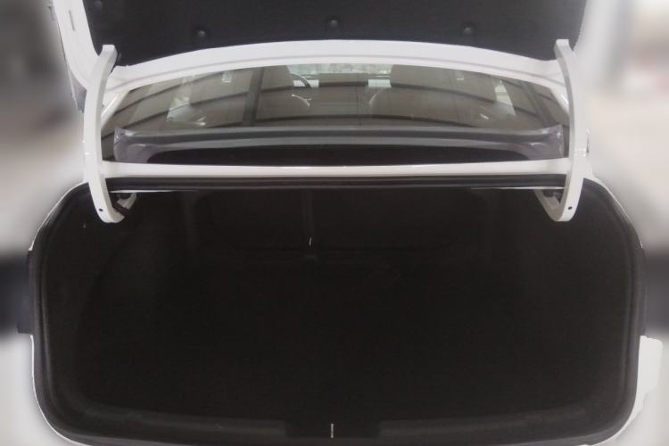 Used Geely Auto Preface 2025 Dongfang Yao 1.5TD Kunlun Edition Trunk