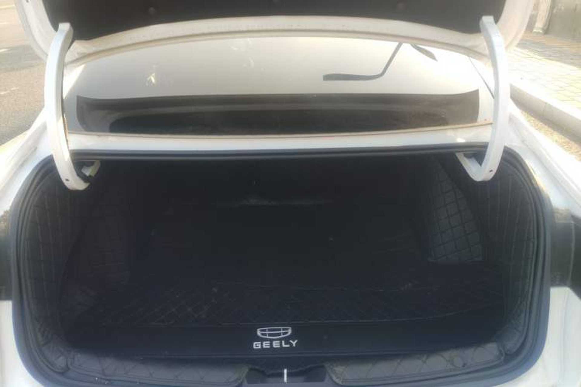 Used Geely Auto Preface 2025 Dongfang Yao 2.0TD Lanxing Edition Trunk