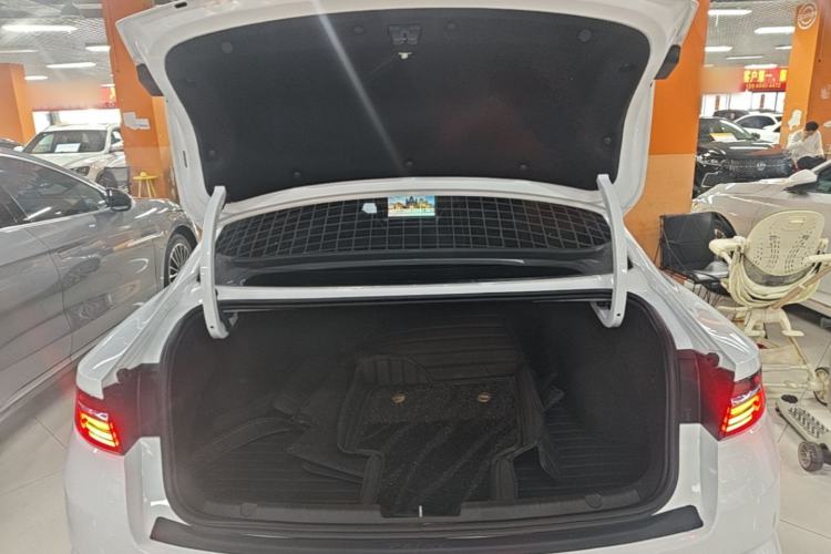 Used Geely Auto Preface 2025 Dongfang Yao 1.5TD Kunlun Edition Trunk