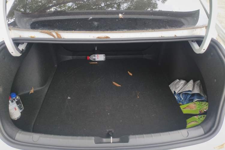Used Geely Auto Preface 2025 Dongfang Yao 2.0TD Lanxing Edition Trunk