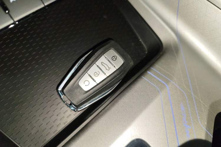 Used Geely Auto Preface 2025 Dongfang Yao 1.5TD Kunlun Edition Vehicle Key