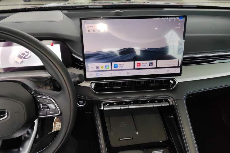 Used Geely Auto Preface 2026 Model Oriental Yao 1.5TD Kunlun Edition Audio And AC Panel