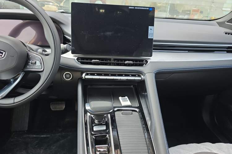 Used Geely Auto Preface 2026 Model Oriental Yao 1.5TD Fuyao Edition Audio And AC Panel