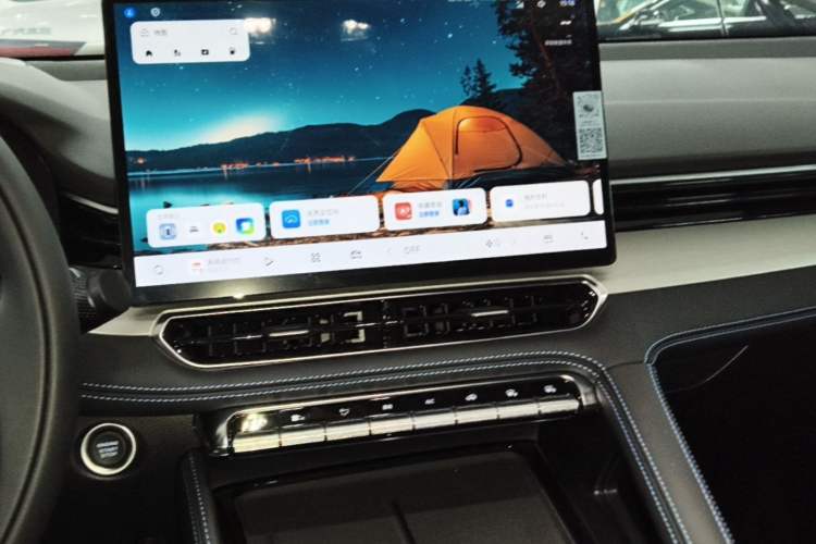 Used Geely Auto Preface 2026 Model Oriental Yao 1.5TD Kunlun Edition Audio And AC Panel