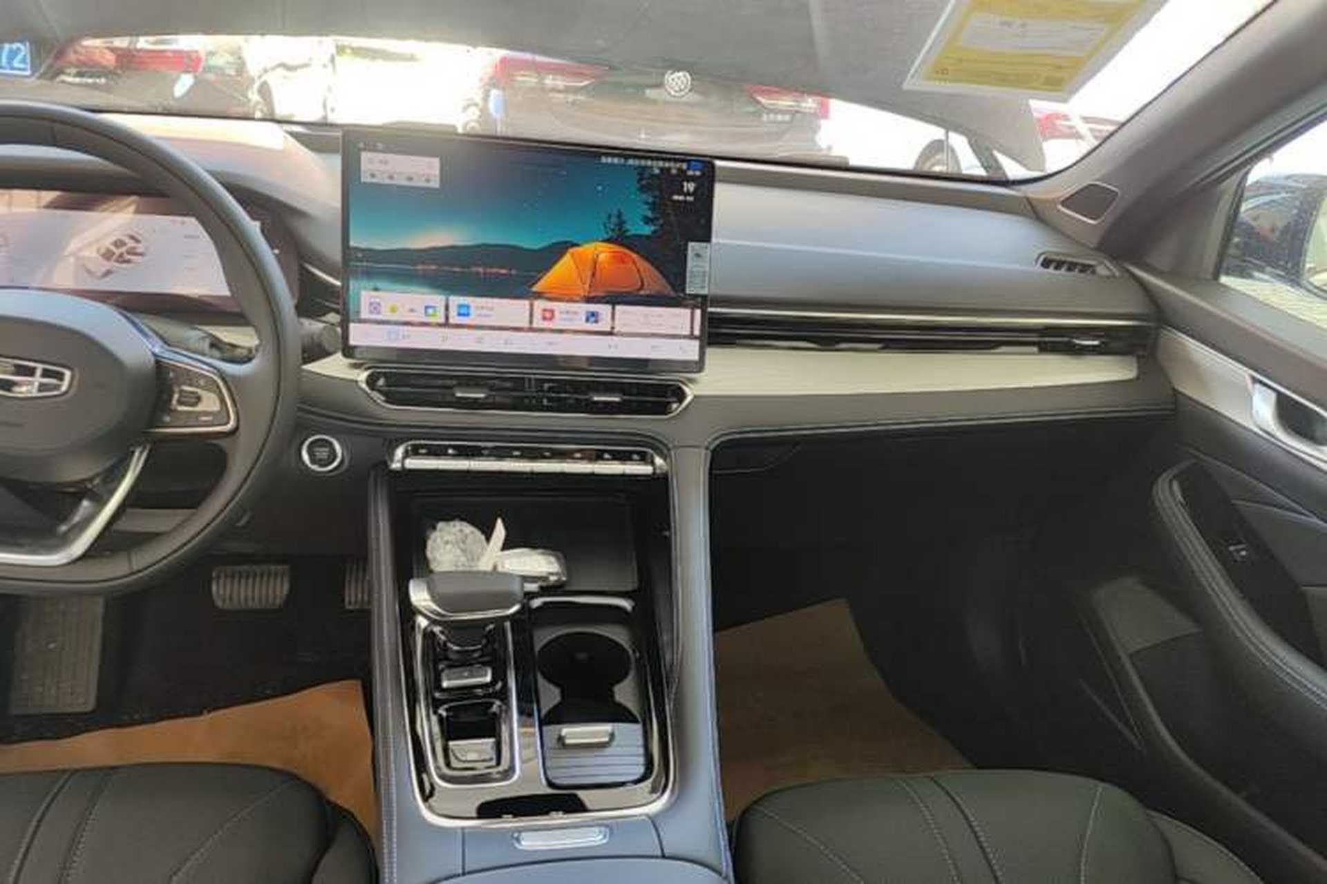Used Geely Auto Preface 2026 Model Oriental Yao 1.5TD Kunlun Edition Audio And AC Panel