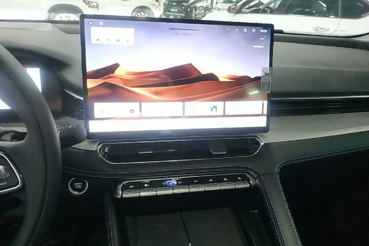 Used Geely Auto Preface 2026 Model Oriental Yao 1.5TD Kunlun Edition Audio And AC Panel