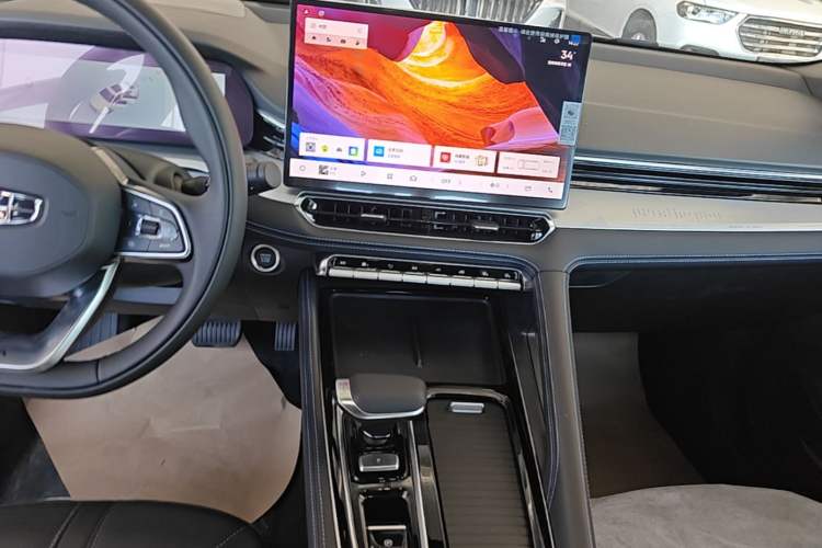 Used Geely Auto Preface 2026 Model Oriental Yao 1.5TD Fuyao Edition Audio And AC Panel