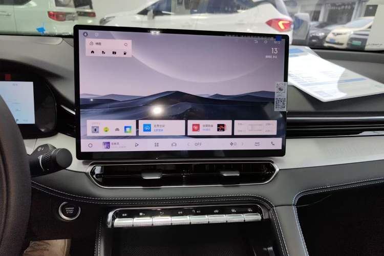 Used Geely Auto Preface 2026 Model Oriental Yao 1.5TD Fuyao Edition Audio And AC Panel