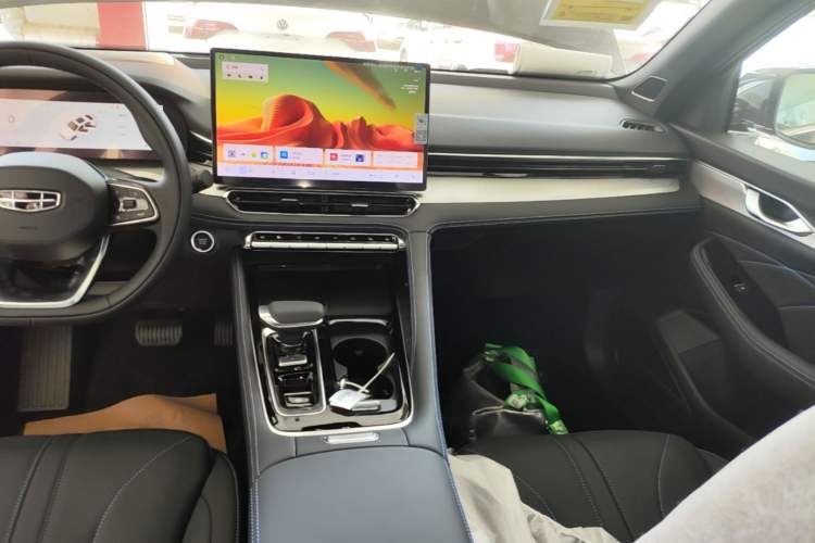 Used Geely Auto Preface 2026 Model Oriental Yao 1.5TD Fuyao Edition Audio And AC Panel