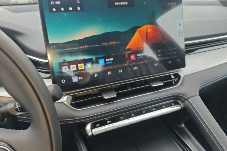 Used Geely Auto Preface 2026 Model Oriental Yao 1.5TD Fuyao Edition Audio And AC Panel