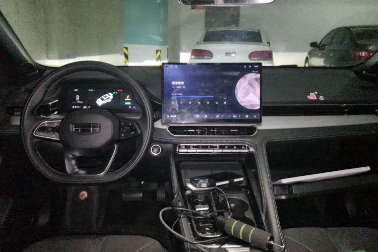 Used Geely Auto Preface 2026 Model Oriental Yao 2.0TD Xiaohan Edition Center Console
