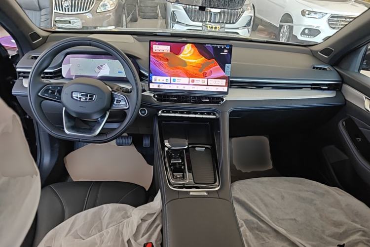 Used Geely Auto Preface 2026 Model Oriental Yao 1.5TD Fuyao Edition Center Console