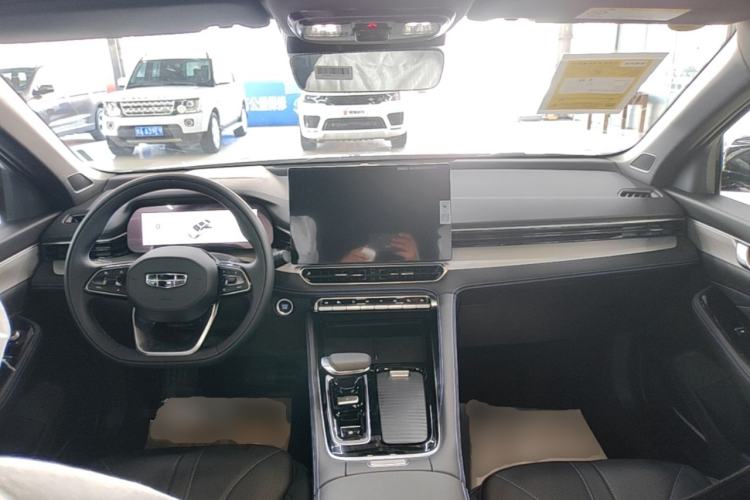 Used Geely Auto Preface 2026 Model Oriental Yao 1.5TD Fuyao Edition Center Console