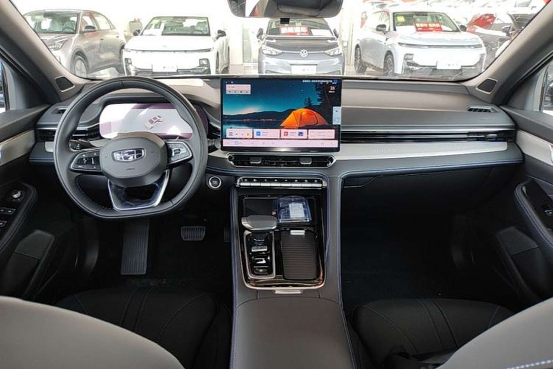 Used Geely Auto Preface 2026 Model Oriental Yao 1.5TD Fuyao Edition Center Console