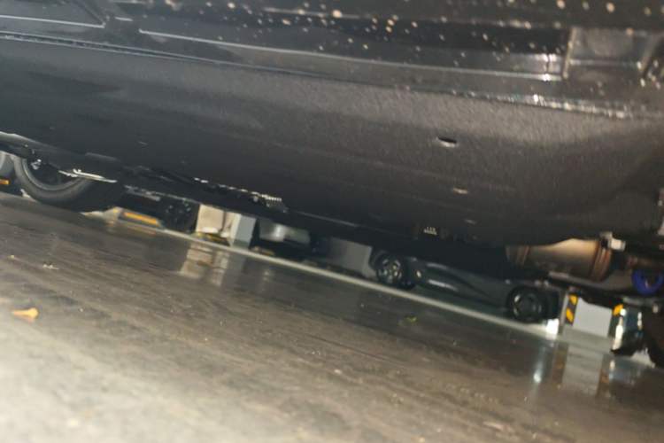 Used Geely Auto Preface 2026 Model Oriental Yao 1.5TD Kunlun Edition Chassis Front Right