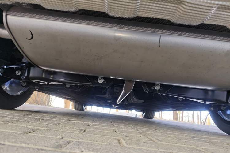 Used Geely Auto Preface 2026 Model Oriental Yao 1.5TD Kunlun Edition Chassis Rear