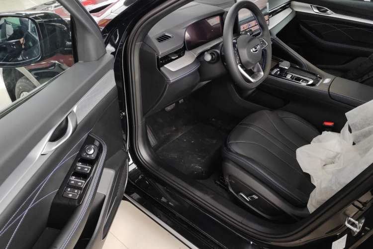 Used Geely Auto Preface 2026 Model Oriental Yao 1.5TD Kunlun Edition Driver Seat