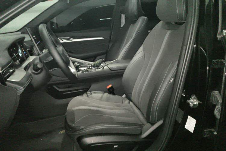 Used Geely Auto Preface 2026 Model Oriental Yao 2.0TD Xiaohan Edition Driver Seat