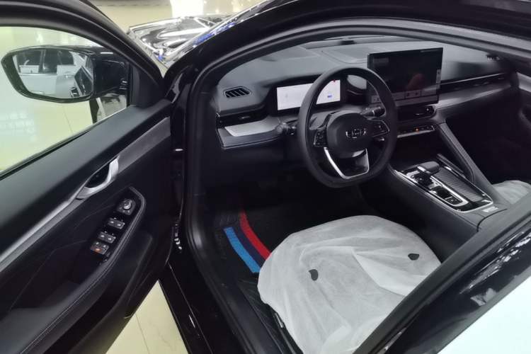 Used Geely Auto Preface 2026 Model Oriental Yao 1.5TD Fuyao Edition Driver Seat