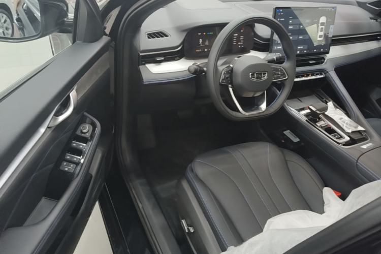 Used Geely Auto Preface 2026 Model Oriental Yao 1.5TD Fuyao Edition Driver Seat