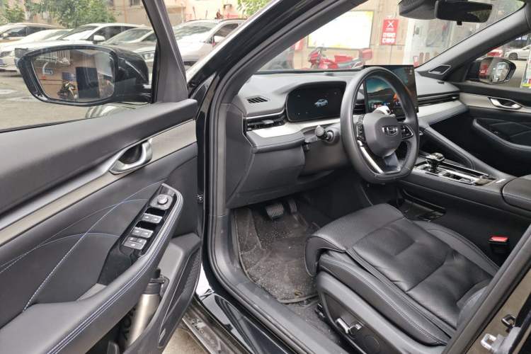 Used Geely Auto Preface 2026 Model Oriental Yao 1.5TD Kunlun Edition Driver Seat