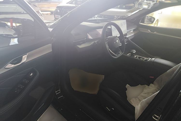 Used Geely Auto Preface 2026 Model Oriental Yao 1.5TD Fuyao Edition Driver Seat