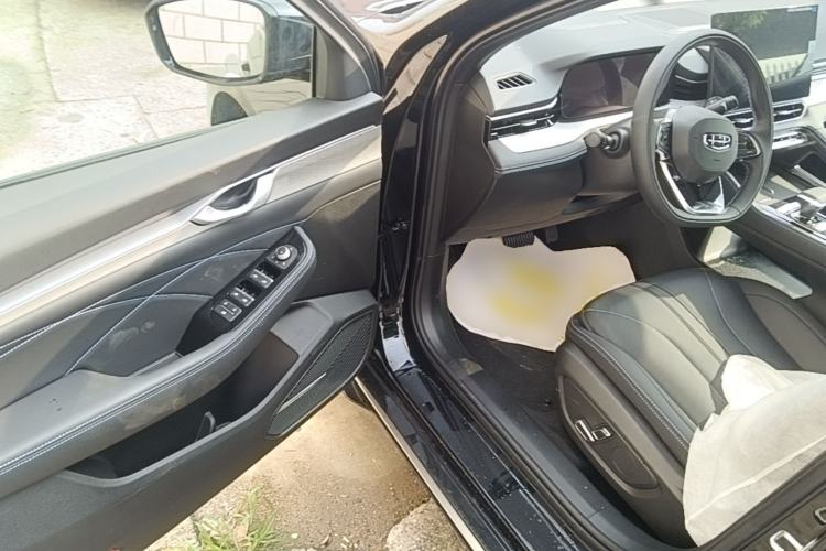 Used Geely Auto Preface 2026 Model Oriental Yao 1.5TD Kunlun Edition Driver Seat