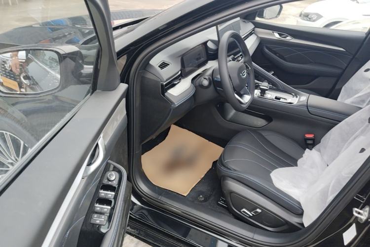 Used Geely Auto Preface 2026 Model Oriental Yao 1.5TD Fuyao Edition Driver Seat