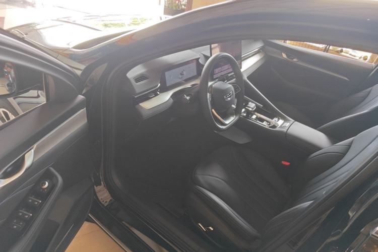 Used Geely Auto Preface 2026 Model Oriental Yao 1.5TD Kunlun Edition Driver Seat