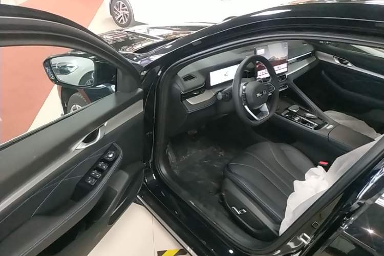 Used Geely Auto Preface 2026 Model Oriental Yao 1.5TD Kunlun Edition Driver Seat