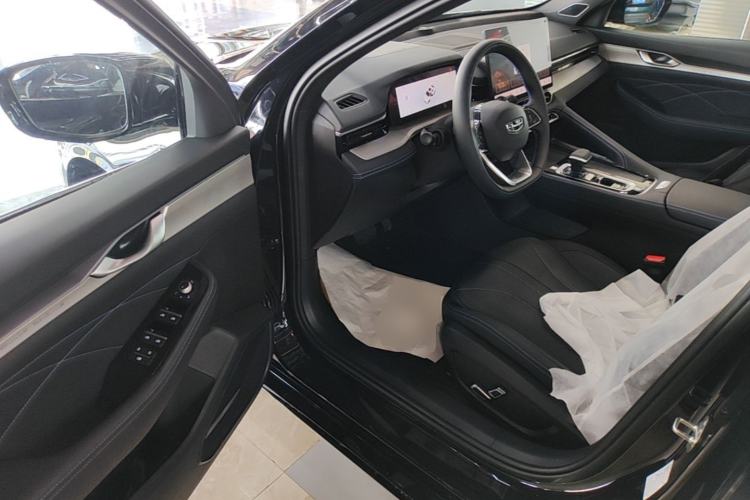 Used Geely Auto Preface 2026 Model Oriental Yao 1.5TD Fuyao Edition Driver Seat