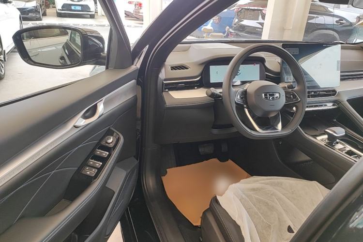 Used Geely Auto Preface 2026 Model Oriental Yao 1.5TD Fuyao Edition Driver Seat