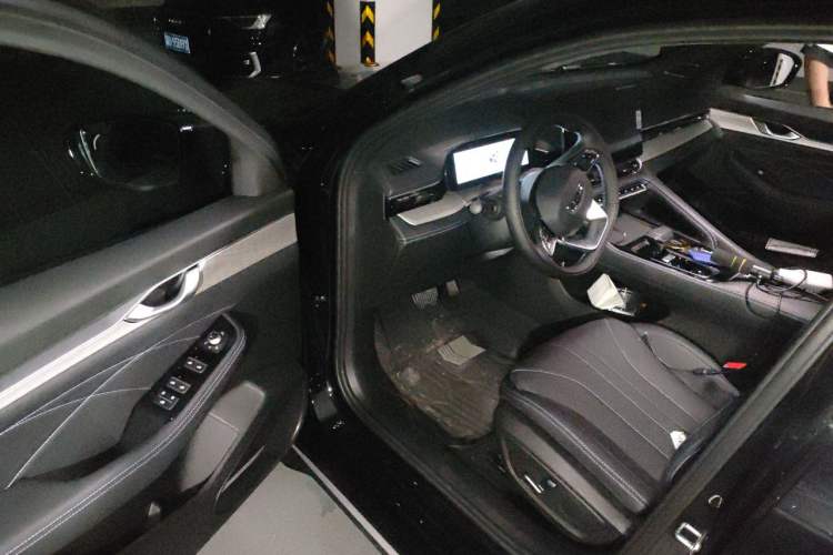 Used Geely Auto Preface 2026 Model Oriental Yao 1.5TD Kunlun Edition Driver Seat