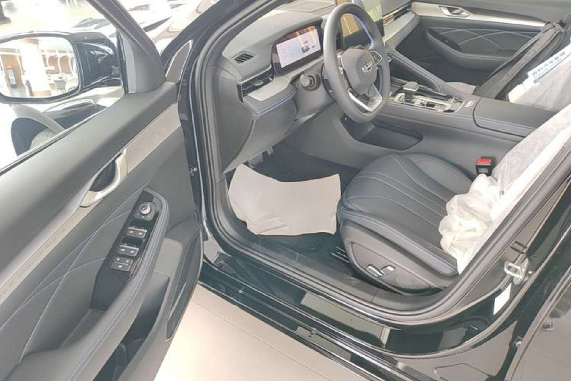 Used Geely Auto Preface 2026 Model Oriental Yao 1.5TD Fuyao Edition Driver Seat