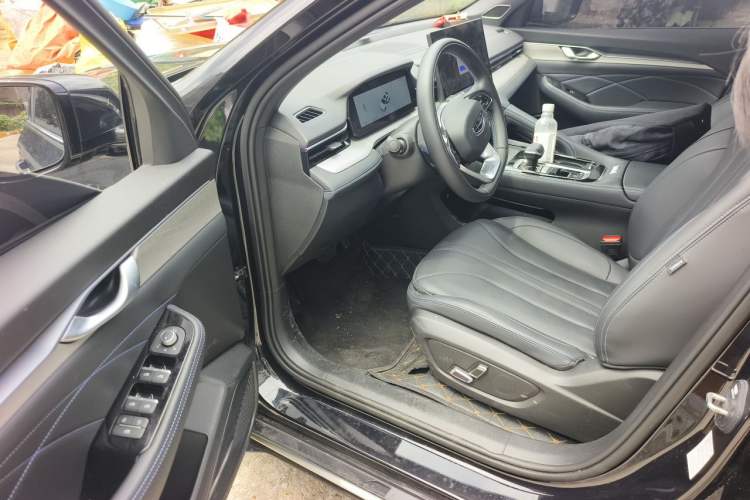Used Geely Auto Preface 2026 Model Oriental Yao 1.5TD Kunlun Edition Driver Seat